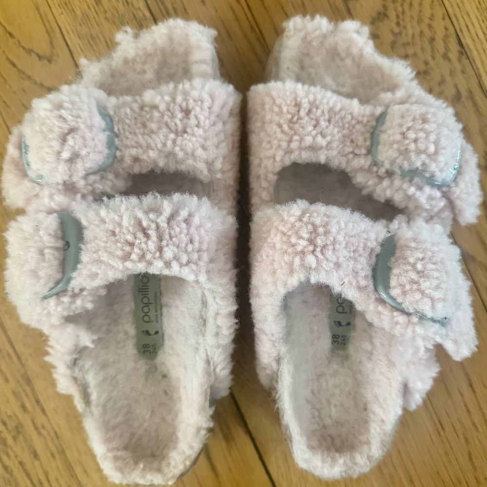 PAPILLIO Size 38 Fluffy Pink Sandals